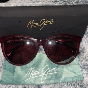 Women’s Maui Jim “Glory Glory” sunglasses.